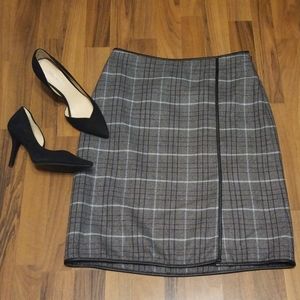 Banana Republic Gray Black Wool Skirt